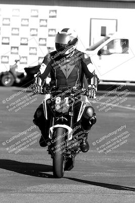 media/Mar-13-2022-SoCal Trackdays (Sun) [[112cf61d7e]]/Around the Pits/